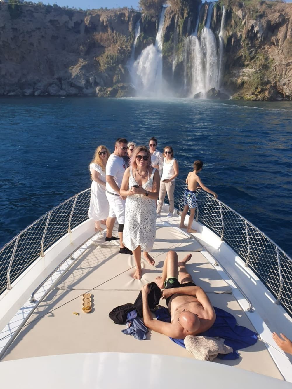 Excursion d'une journée à la cascade d'Antalya Düden : louez un yacht à moteur à Antalya pendant 6 heures 4