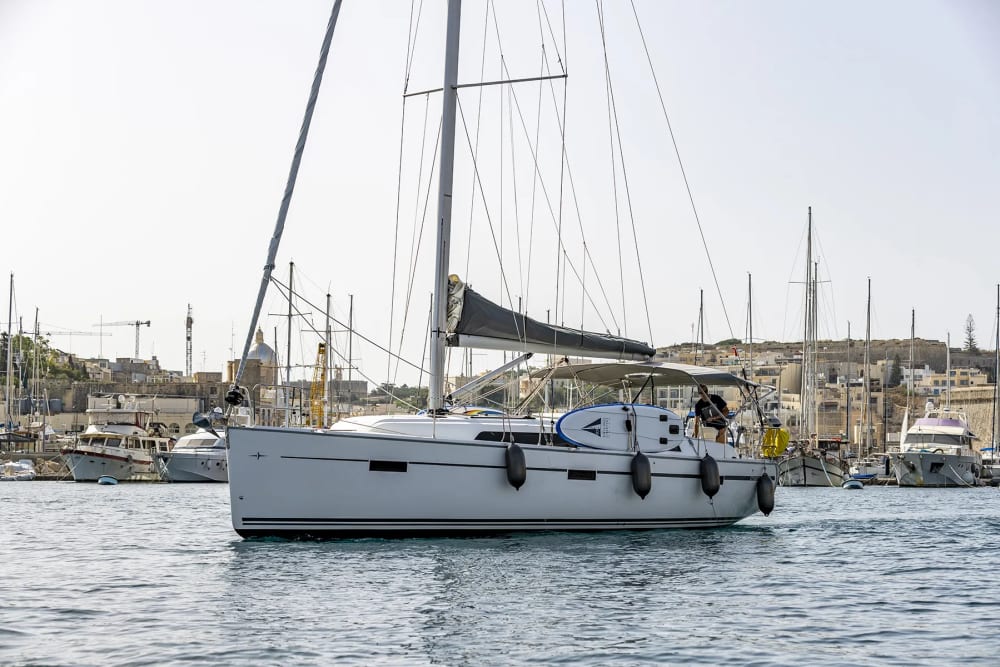 Croisière au coucher du soleil à Malte – Évasion dans la baie d'Il-Ħofriet