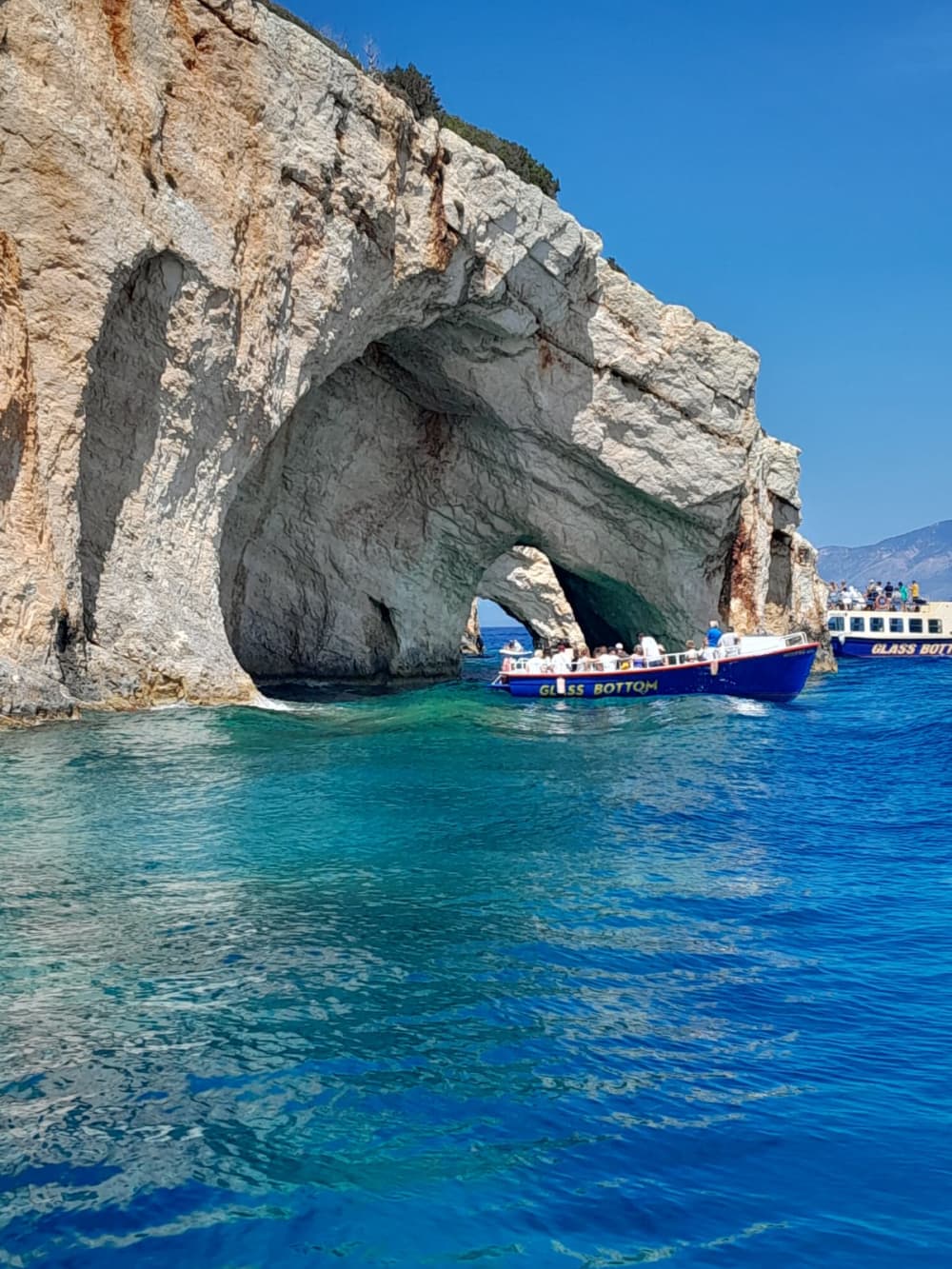 Croisière dans les grottes bleues de Zante: une aventure inoubliable 6