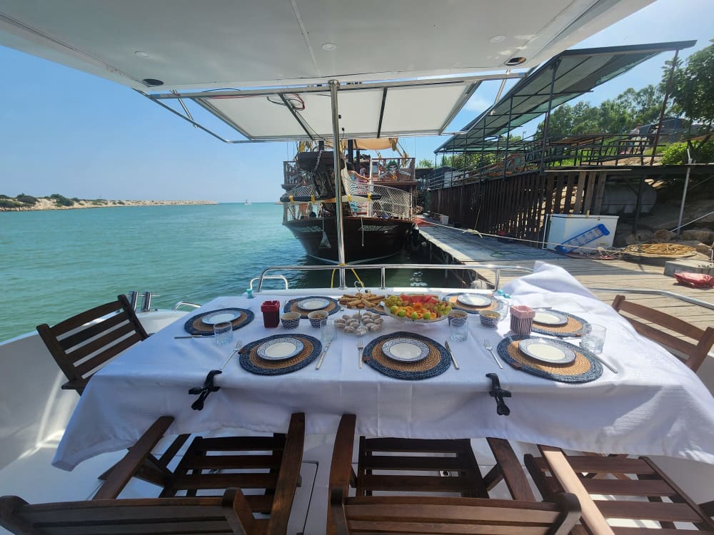 Excursion privée en yacht avec jacuzzi à Antalya | Escapade au coucher du soleil 2