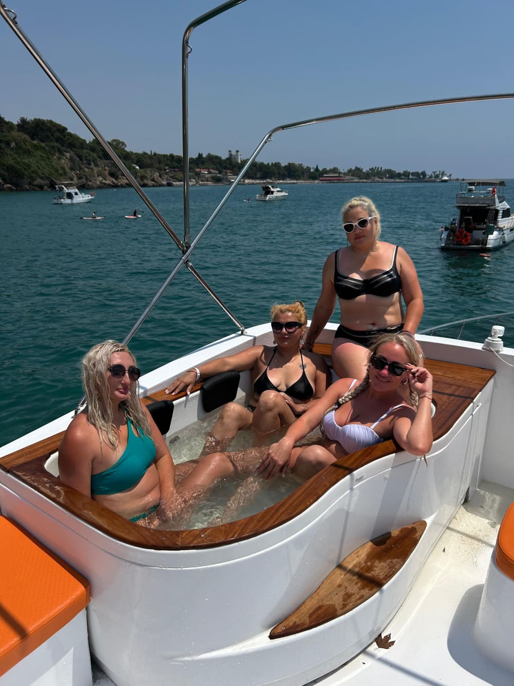 Excursion privée en yacht avec jacuzzi à Antalya | Escapade au coucher du soleil 6