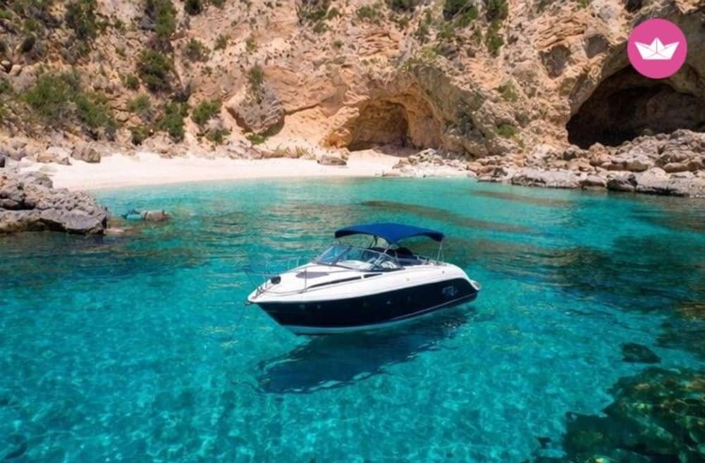 Demi-journée dans le golfe d'Orosei, entre Cala Luna et Cala Goloritzè