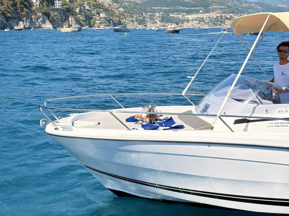 Circuit APE + Excursion en bateau sur la côte amalfitaine au départ de Salerne 3