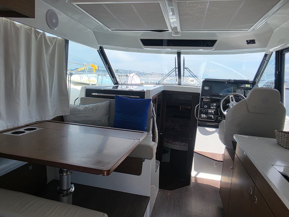 Apéritif au coucher du soleil à Procida: Expérience unique au coucher du soleil sur un yacht 4