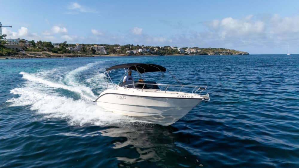 Excursion privée en bateau sur les eaux cristallines de Majorque 5