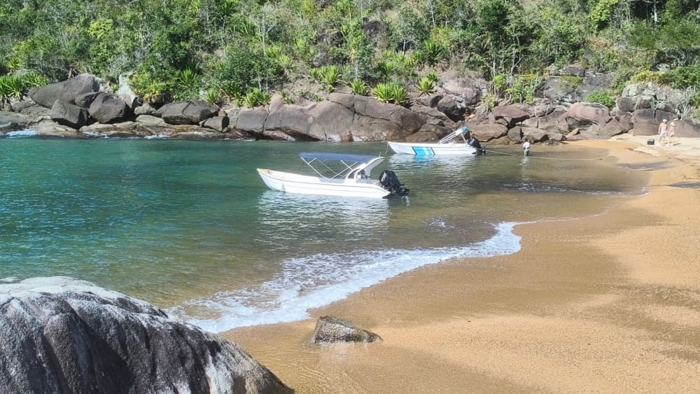 Visite de 2 heures · Canal de São Sebastião / Ilhabela 3
