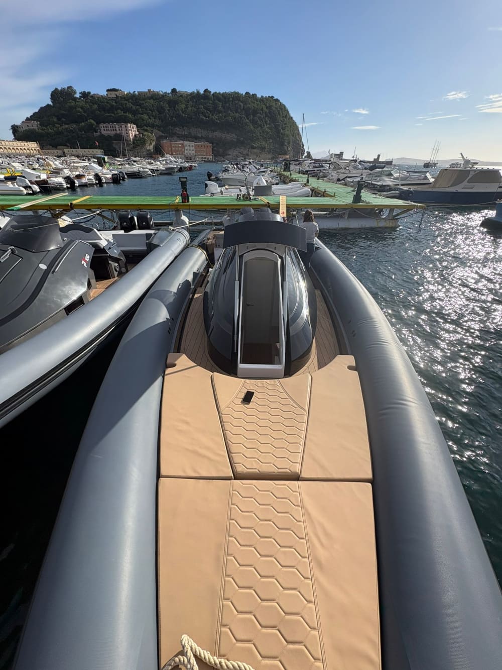 Excursion quotidienne à Capri en bateau exclusif 6