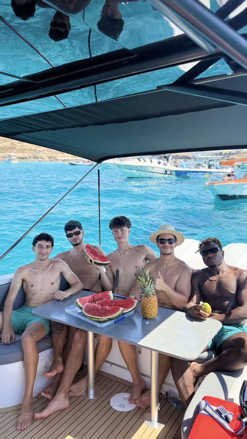 Demi-journée à Comino : Lagon Bleu, grottes et eaux cristallines