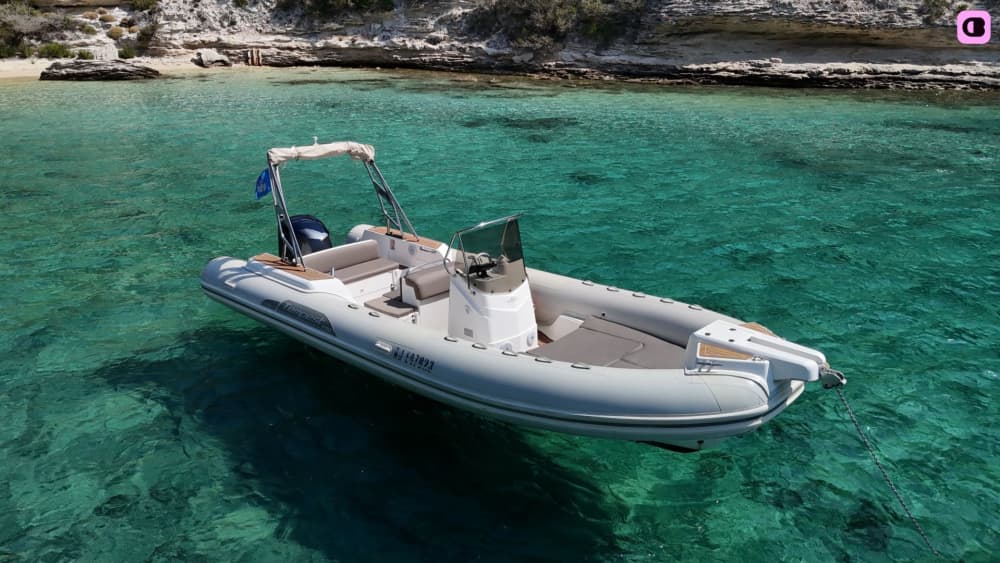 Demi-journée en mer avec skipper – Capelli Tempest 770