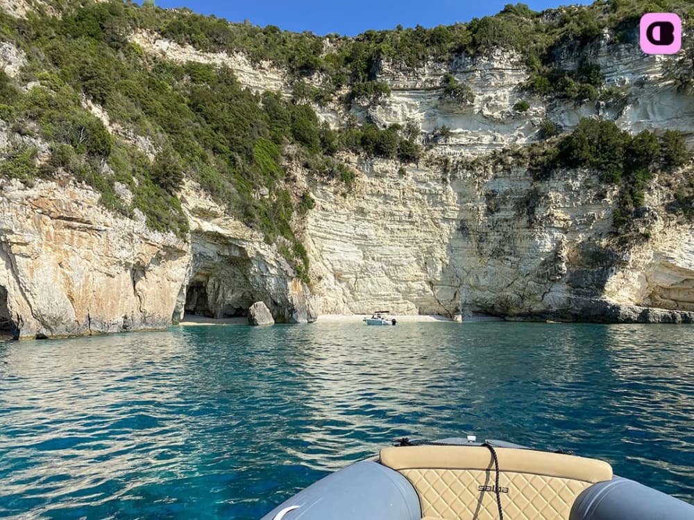 Croisière privée d'une journée complète à Paxos et Antipaxos 4