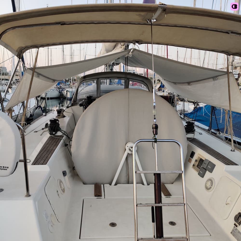 Expérience de voile au départ de Marina Delta Kallithea 2