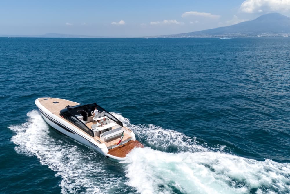 Excursion en bateau d'une demi-journée depuis Marina di Stabia · Sorrente et Marina di Lubrense 4