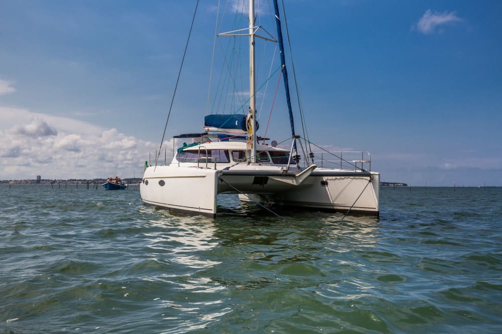 Découvrez Royan lors d'une excursion d'une journée en catamaran.