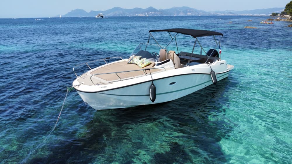 1/2 Journée d'évasion en mer personnalisée Cannes-Îles de Lérins-Esterel. Bateau privatif avec Skipper. Profitez de la mer, je m'occupe du reste! 2