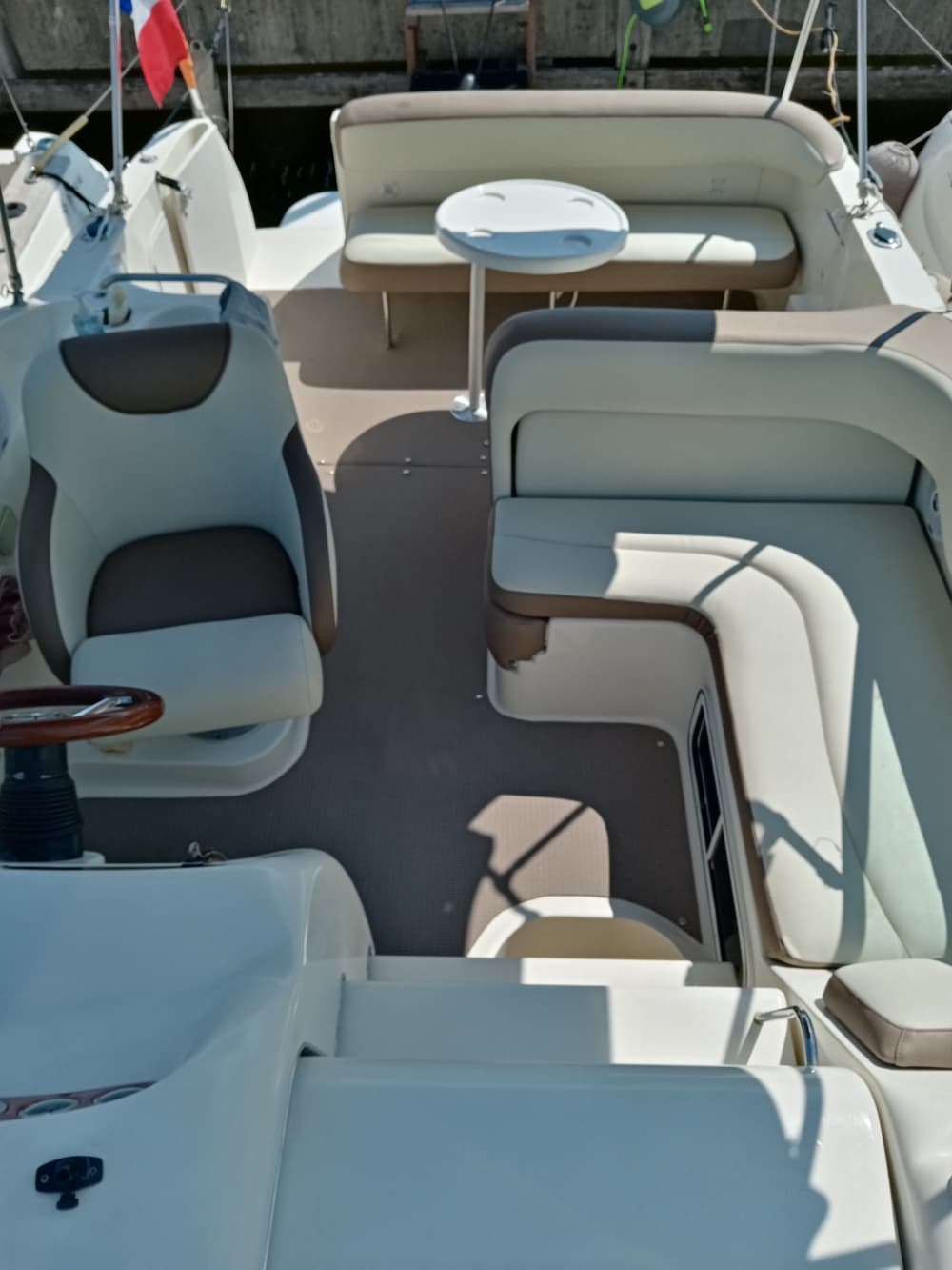 Le meilleur de Mandelieu-La Napoule se trouve sur l'eau: votre journée privée complète en bateau à moteur 4