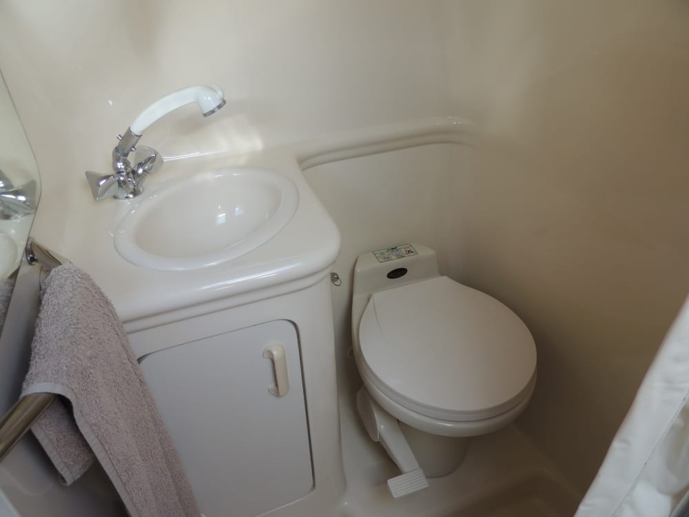 Le meilleur de Mandelieu-La Napoule se trouve sur l'eau: votre journée privée complète en bateau à moteur 6