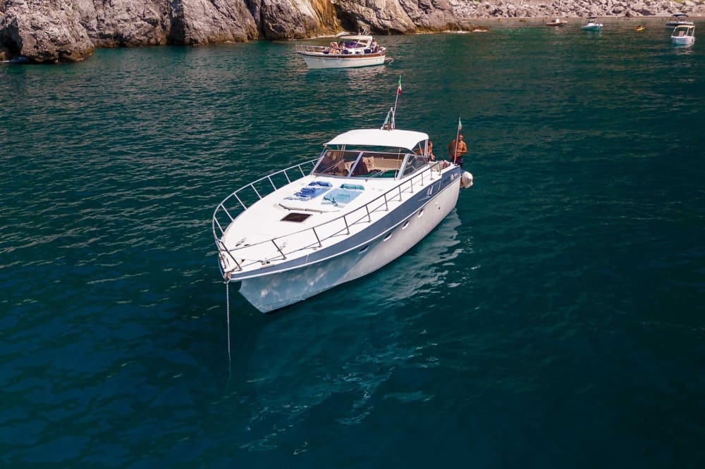 3 heures pour explorer Maiori en bateau à moteur 2