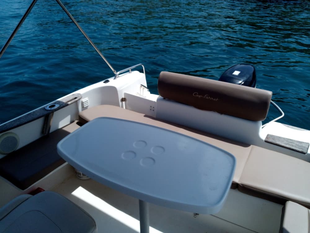 Découvrez Argelès-sur-Mer lors d'une excursion d'une journée en bateau à moteur. Nous visiterons Collioure, Port Vendres. Arrêtes baignades à volonté. Vous pouvez manger à bord ou je peux vous déposer dans le restaurant de votre choix. Je connais parf 6