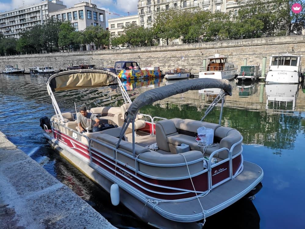 Croisière privatisée au cœur des plus beaux spots de Paris 4