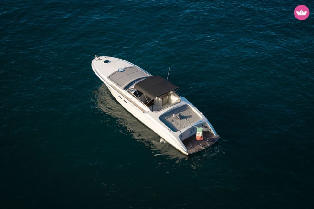 Ambiance Capri depuis Positano : excursion privée en bateau avec boissons et temps libre autour de l’île 3