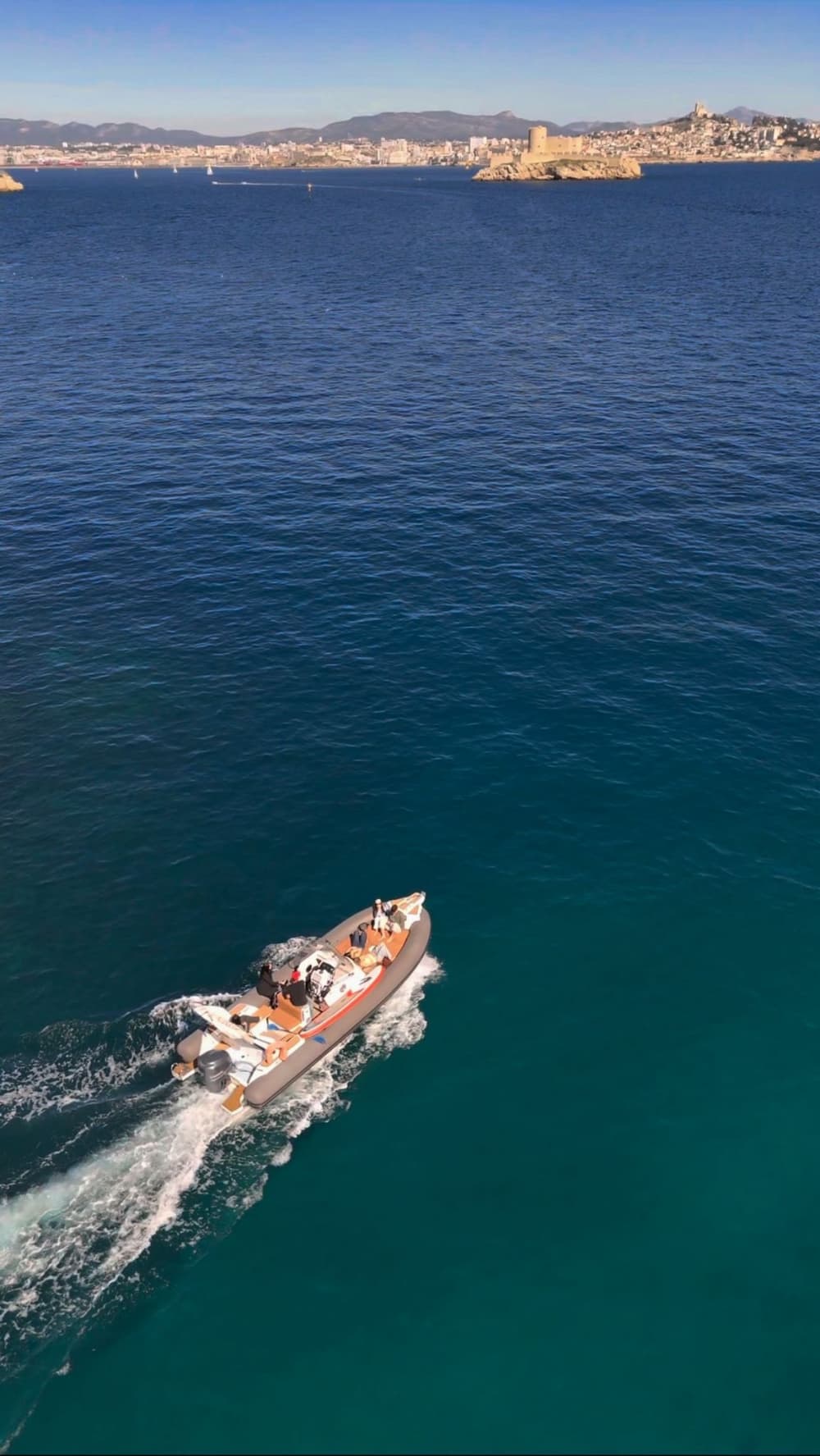 Balade en bateau Marseille aux calanques du frioul. 5