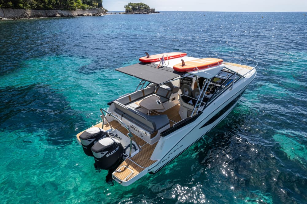 Découvrez Beaulieu-sur-Mer comme jamais auparavant à bord d'un bateau à moteur