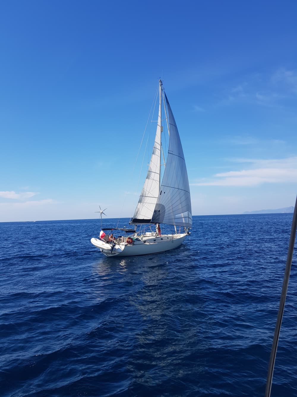 Profitez d'une journée complète de navigation à Saint-Florent sur un voilier 4