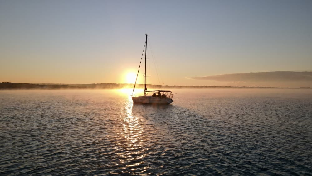 Excursion privée au coucher du soleil sur un voilier 2