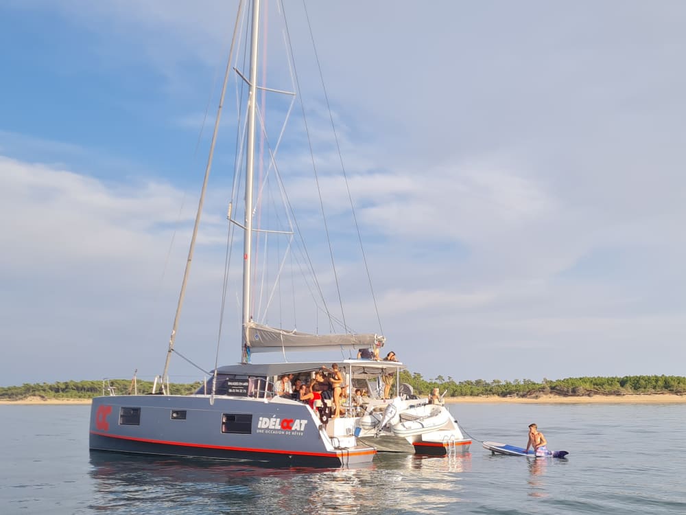 Croisière Magique en Catamaran: Les Trésors de la Côte Atlantique