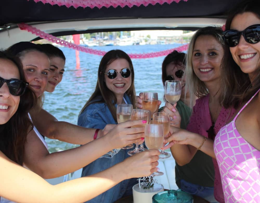 Croisière de 2 heures sur le Douro avec vin, vues et ponts 2