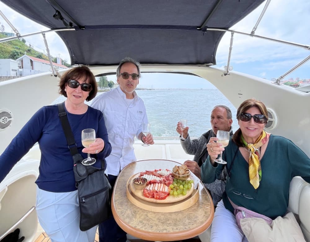 Croisière de 2 heures sur le Douro avec vin, vues et ponts