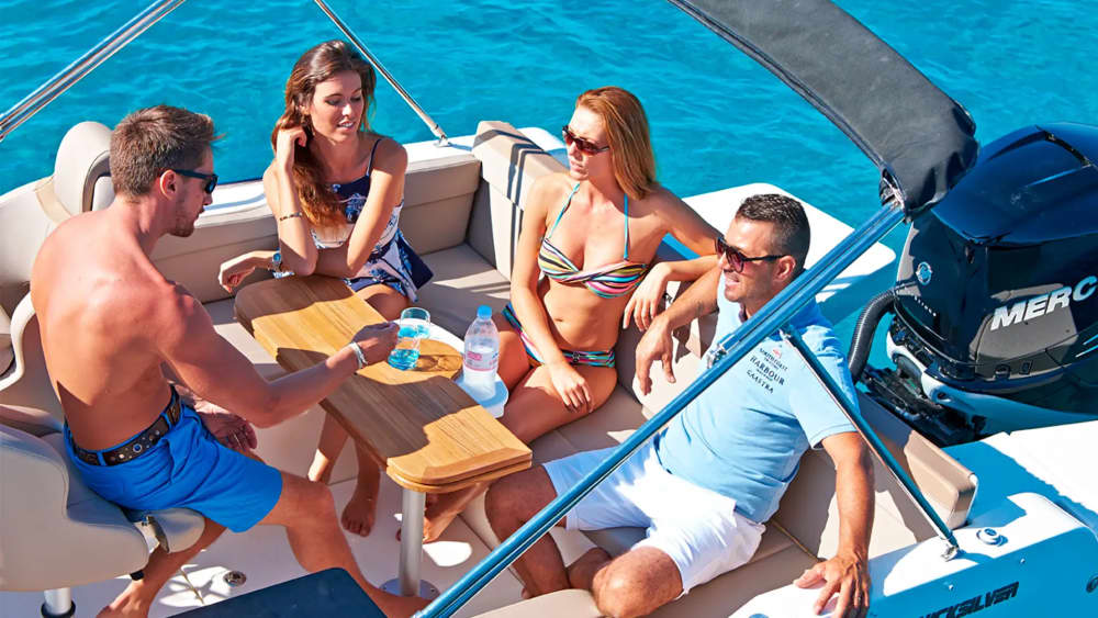 Journée en mer depuis Marseille – Croisière privée dans les Calanques 2