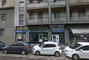 Scuola AUTOSCUOLA AGENZIA ADRAVA E C. SAS Milano 1