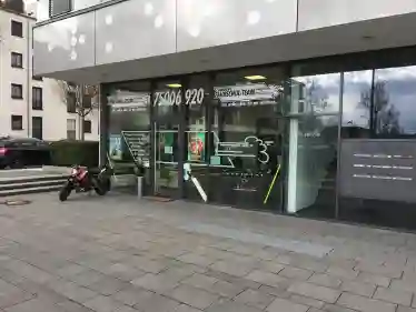 School Fahrschul-Team - Kalbach-Riedberg Niederursel 1