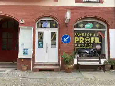 School Fahrschule Profil Friedenau 1