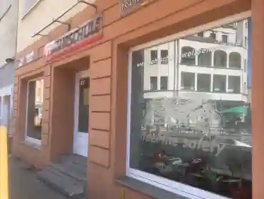 School S&T Fahrschule GmbH - Gustav-Adolf-Straße Prenzlauer Berg 1