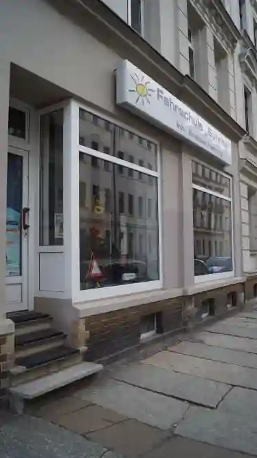 School Fahrschule Sunrise Inh. Andreas Henning Volkmarsdorf 1