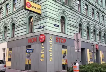 School Fahrschule Non stop Vienna 1