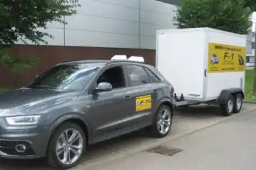 School F-1 Fahrschule Stuttgart-Stammheim Kallenberg 1