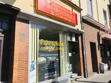 Fahrschule Smile'n Drive - Neusser Str. Mauenheim 1