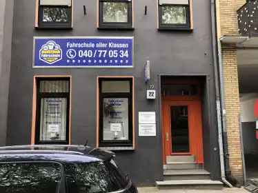 School Fahrschule Hansen Inh. N. Oestreich Wilhelmsburg 1