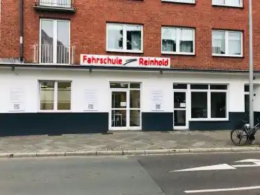 School Fahrschule Reinhold Pempelfort 1