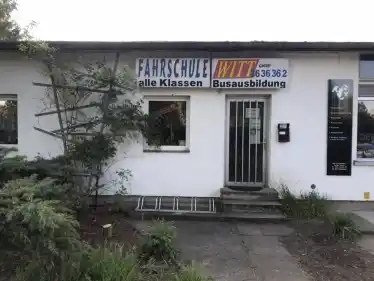 Fahrschule Witt GmbH - Spandau Hauptstraße 14 Falkensee 1