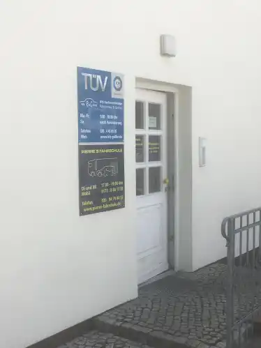School Pierre's Fahrschule Blankenburg 1