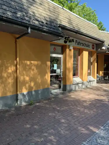 School Fun Fahrschule GmbH - Osdorfer Str. Osdorf 1