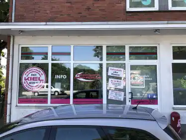 School Fahrschule Peschke Christian Gaarden-Süd 1