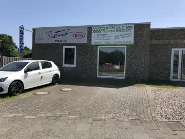School Peters-Fahrspaß Suchsdorf 1
