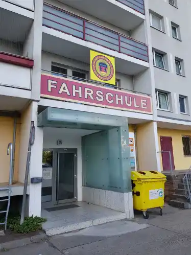 School Fahrschule Berliner Bär Alt-Hohenschönhausen 1