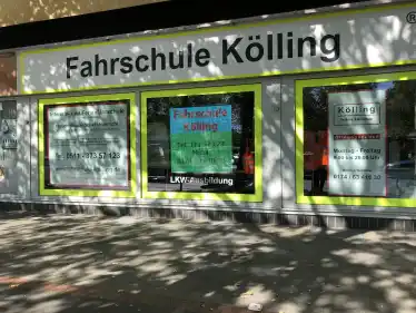 School Fahrschule Kölling GmbH Hainholz 1