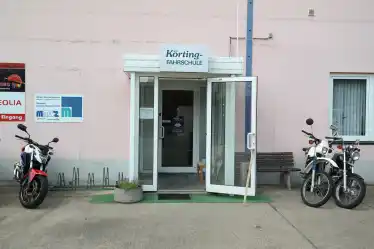 School Fahrschule Körting Leuben 1